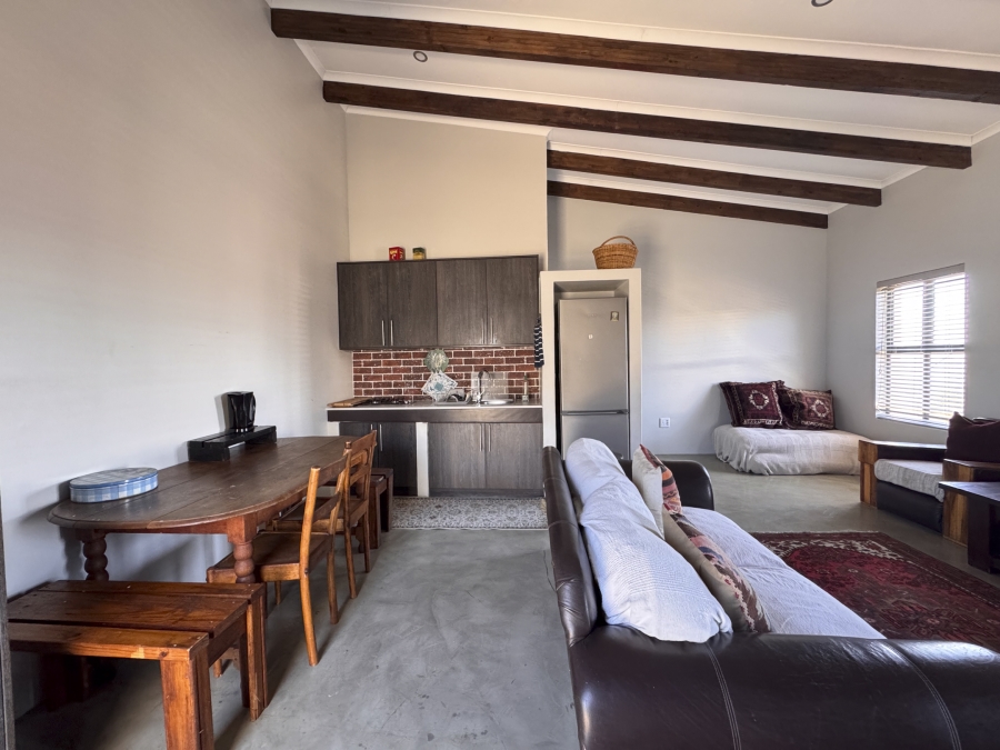 6 Bedroom Property for Sale in Sunset Estate Western Cape